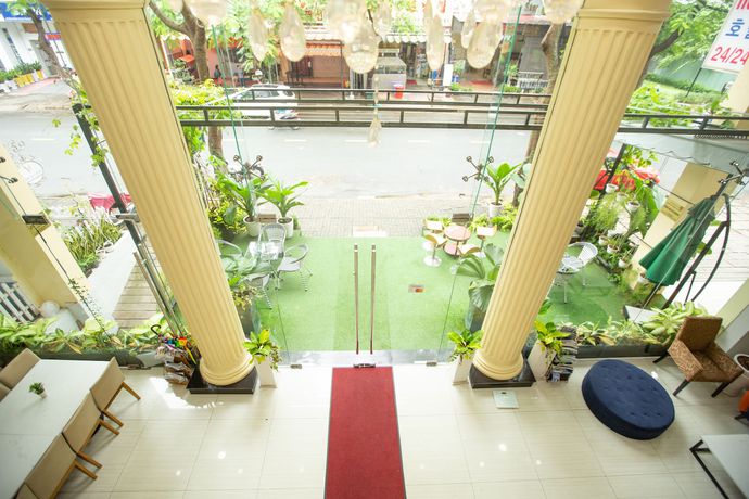 Imagen de los interiores del Hotel 7S The Seventh. Foto 11