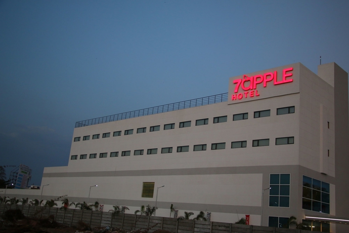 Imagen de los exteriores del Hotel 7apple Hotels Aurangabad. Foto 14