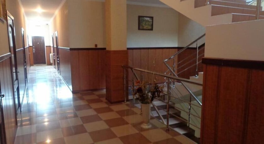 Imagen de los interiores del Hotel 7th Region. Foto 18