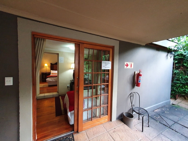 Imagen de los interiores del Hotel 7th Street Guesthouse. Foto 16