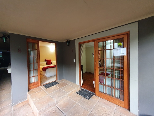 Imagen de los interiores del Hotel 7th Street Guesthouse. Foto 17
