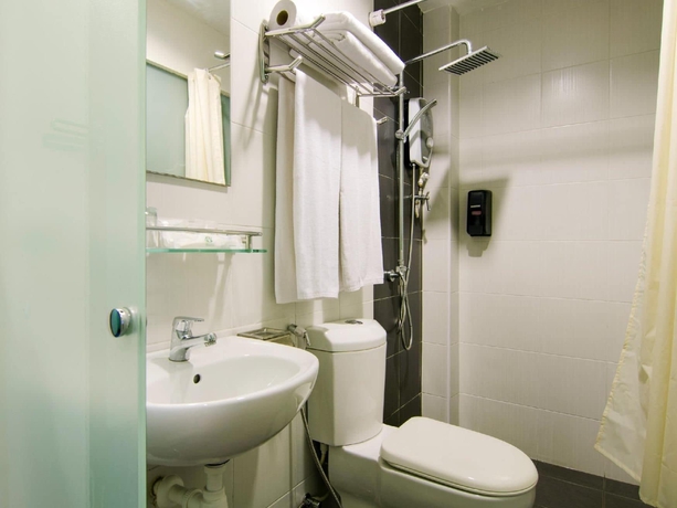 Imagen de la habitación del Hotel 8 Days Boutique @ Mount Austin Jb. Foto 15