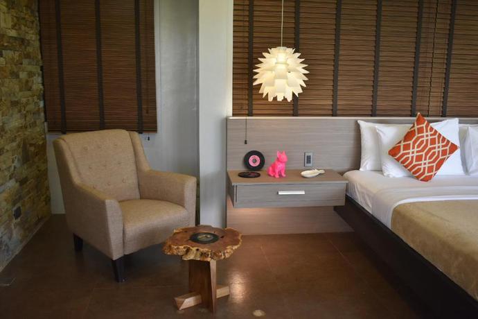 Imagen general del Hotel 8 Suites By Fat Jimmy's. Foto 7