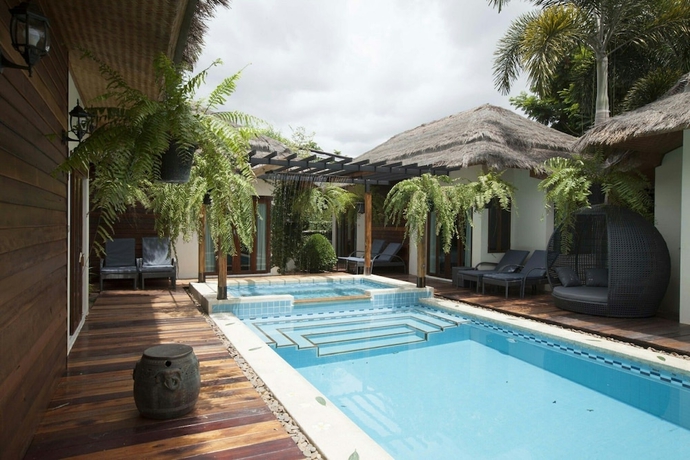 Imagen de la piscina del Hotel 8 Villas Hua Hin. Foto 18