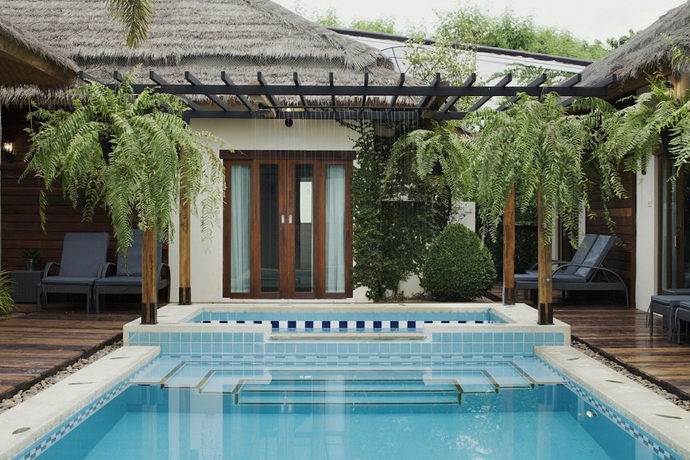 Imagen de la piscina del Hotel 8 Villas Hua Hin. Foto 19