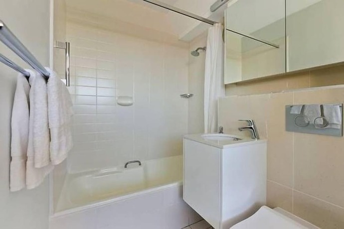 Imagen general del Hotel 807 At The Beach. Foto 10
