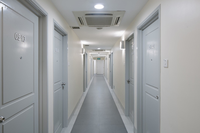 Imagen de los interiores del Hotel 81 Changi. Foto 11