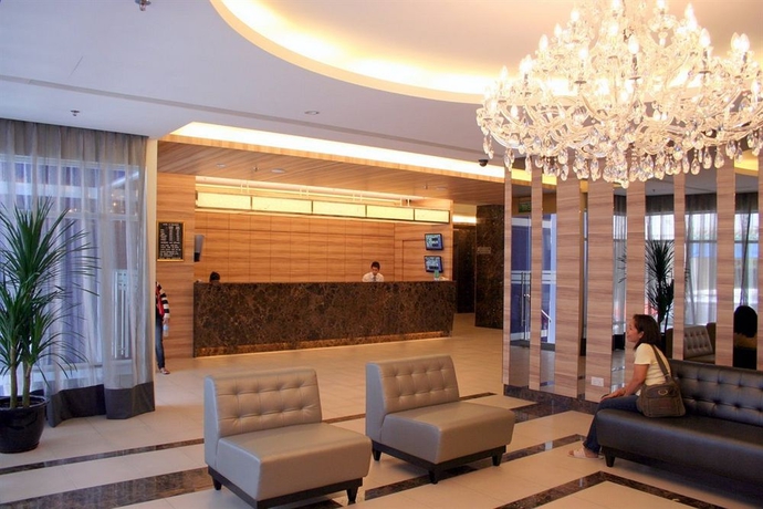 Imagen de los interiores del Hotel 81 Dickson. Foto 13