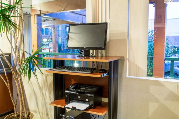Imagen de los interiores del Hotel 818 + Pool, Ascend Collection. Foto 16
