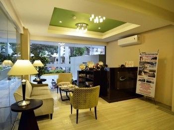 Imagen de la habitación del Hotel 88 Courtyard. Foto 8