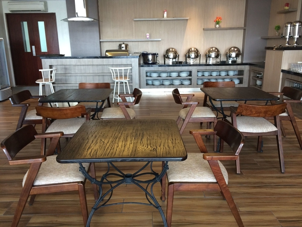 Imagen del bar/restaurante del Hotel 88 Fatmawati Jakarta. Foto 1