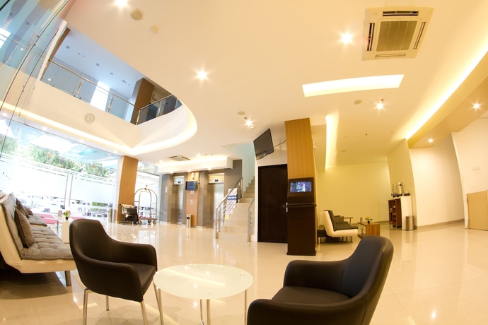 Imagen de los interiores del Hotel 88 Grogol By Wh. Foto 16