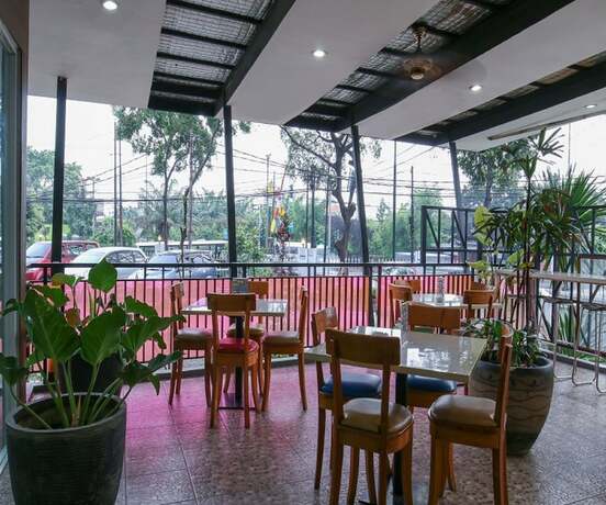 Imagen del bar/restaurante del Hotel 88 Kedoya Jakarta. Foto 13