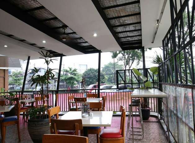 Imagen del bar/restaurante del Hotel 88 Kedoya Jakarta. Foto 14