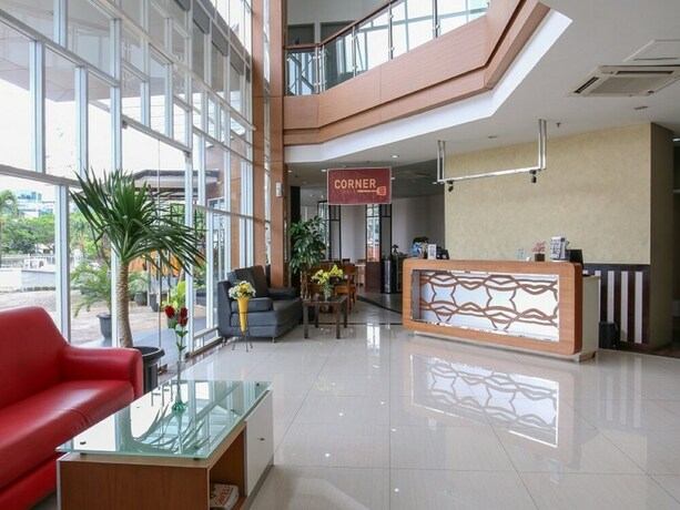 Imagen de los interiores del Hotel 88 Kedoya Jakarta. Foto 21