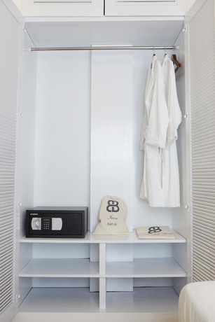Imagen de la habitación del Hotel 8B Aparthotel. Foto 10