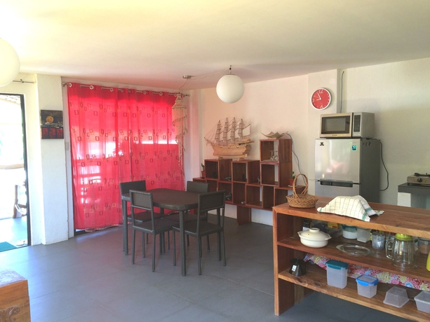 Imagen de los interiores del Hotel 8colors Beach House. Foto 16