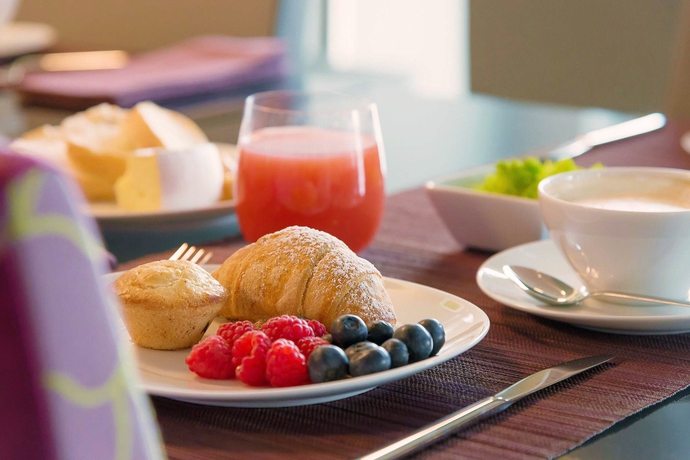 Imagen del bar/restaurante del Hotel 8piuhotel. Foto 7