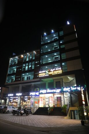 Imagen general del Hotel 8th Mile Suites. Foto 2
