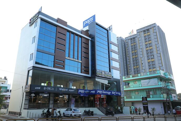 Imagen general del Hotel 8th Mile Suites. Foto 3