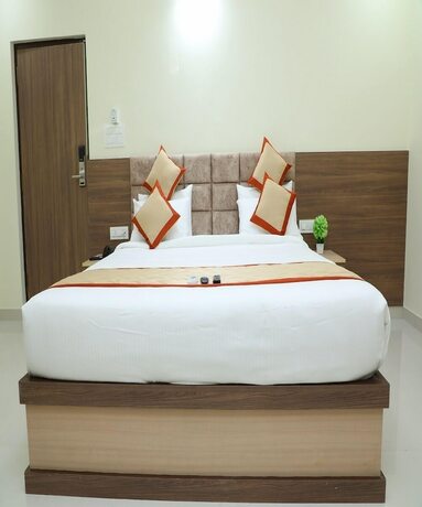 Imagen de la habitación del Hotel 8th Mile Suites. Foto 5
