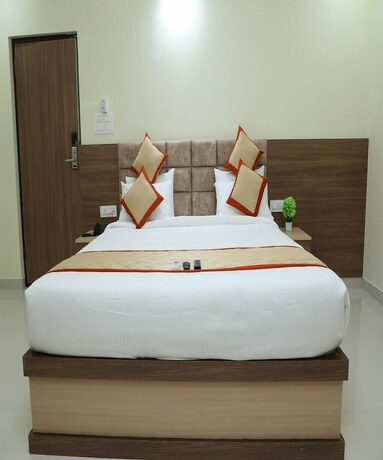 Imagen de la habitación del Hotel 8th Mile Suites. Foto 7
