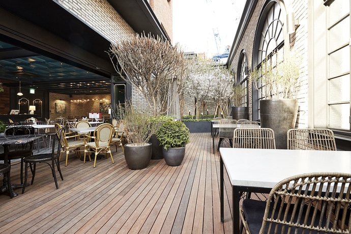 Imagen del bar/restaurante del Hotel 9 Brick. Foto 3