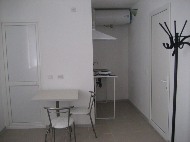 Imagen de la habitación del Hotel 9 May. Foto 9