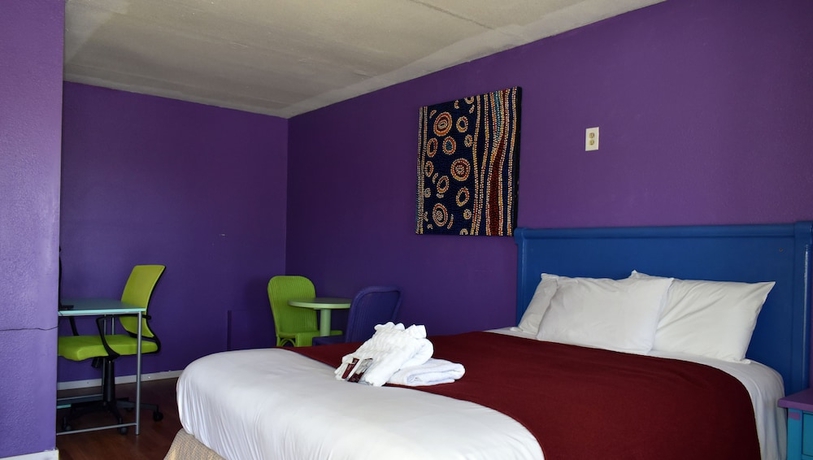 Imagen de la habitación del Hotel 9 Palms Inn. Foto 3
