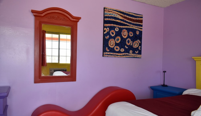 Imagen de la habitación del Hotel 9 Palms Inn. Foto 14
