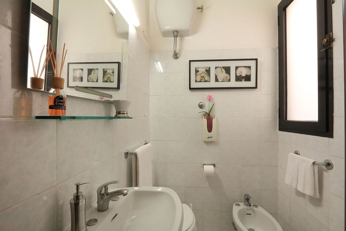 Imagen de la habitación del Hotel 900 Toscana. Foto 2