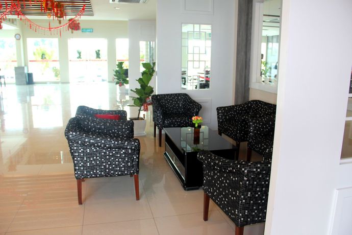 Imagen de los exteriores del Hotel 906 Premier. Foto 5