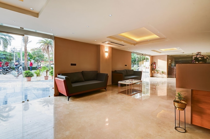 Imagen de los interiores del Hotel 91 City Centre Sector 52. Foto 14
