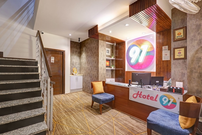 Imagen de los interiores del Hotel 91 Golf Course Road. Foto 8