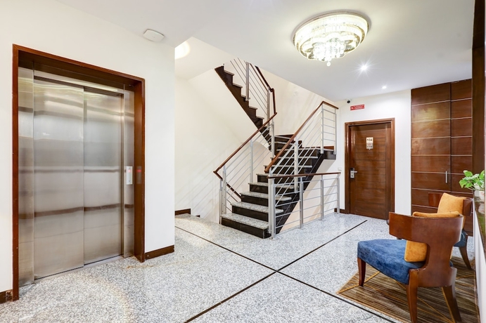 Imagen de los interiores del Hotel 91 Golf Course Road. Foto 15
