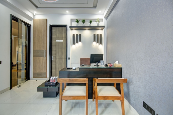 Imagen de los interiores del Hotel 91 Medanta. Foto 9