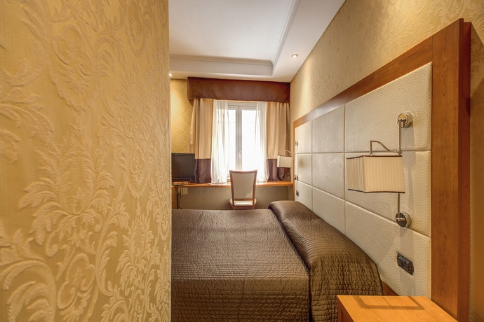 Imagen de la habitación del Hotel 939 Hotel. Foto 12