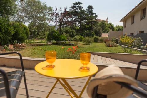 Imagen de la habitación del Hotel 96. Foto 9