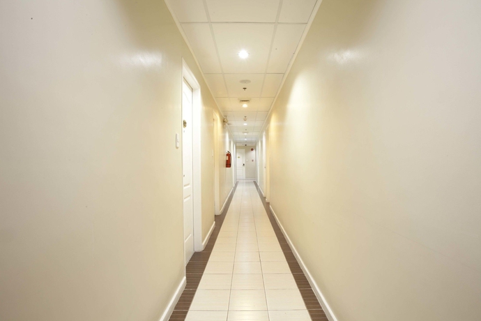 Imagen de los interiores del Hotel 99 Cubao. Foto 15