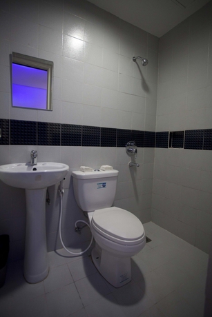 Imagen de la habitación del Hotel 99 Cubao. Foto 13