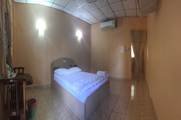 Imagen de la habitación del Hotel 99 Inn. Foto 5