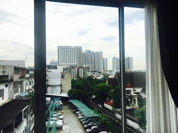 Imagen de la habitación del Hotel 99, Nonthaburi. Foto 10