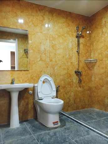 Imagen de la habitación del Hotel 99, Nonthaburi. Foto 13