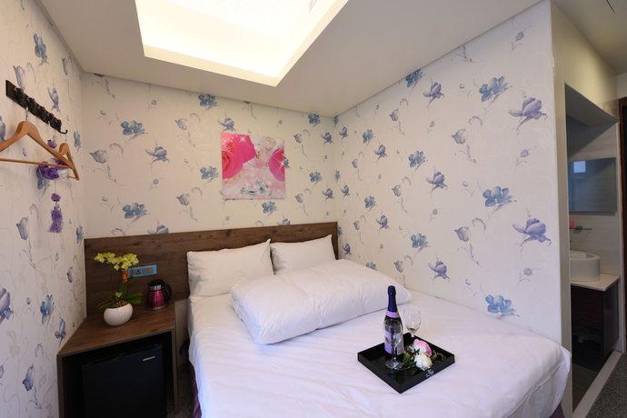 Imagen de la habitación del Hotel 99, Taichung. Foto 5