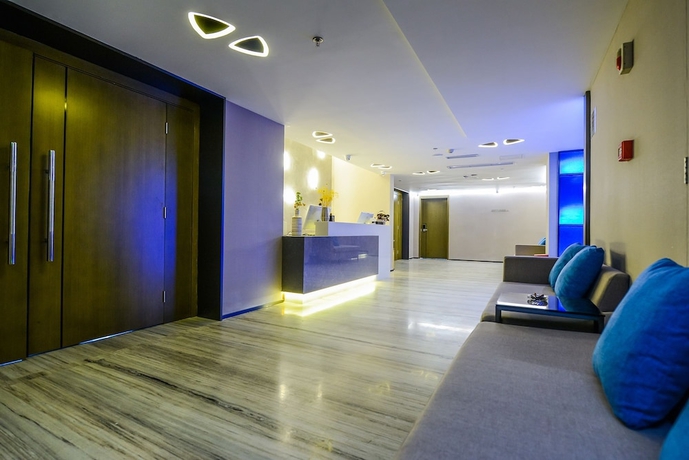 Imagen de los interiores del Hotel 9h. Foto 16
