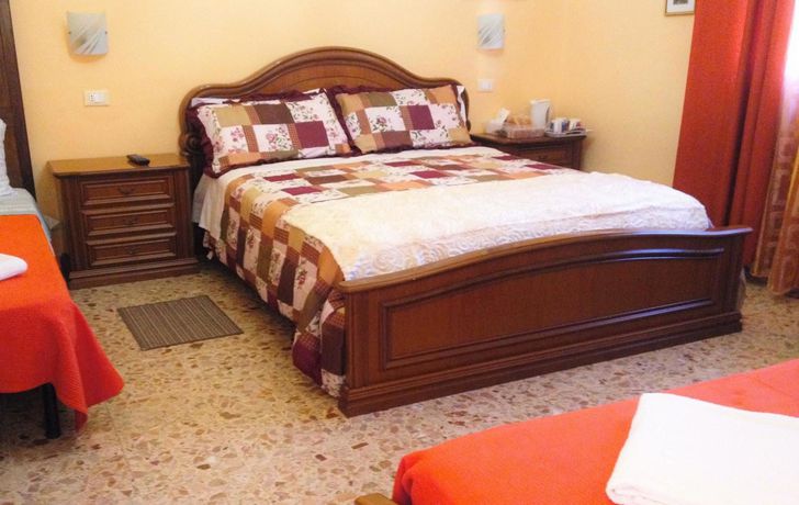 Imagen de la habitación del Hotel A Casa Doina Airport2. Foto 8