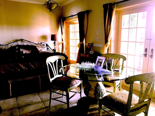 Imagen de la habitación del Hotel A Cayuga Lakefront Inn - Alt, Ithaca New YorK. Foto 1