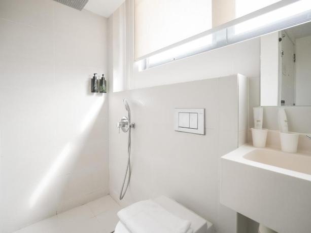 Imagen de la habitación del Hotel A Hotel Dickson. Foto 14