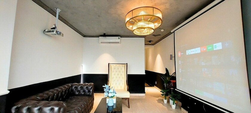 Imagen de la habitación del Hotel A IN DEL LUNA. Foto 13