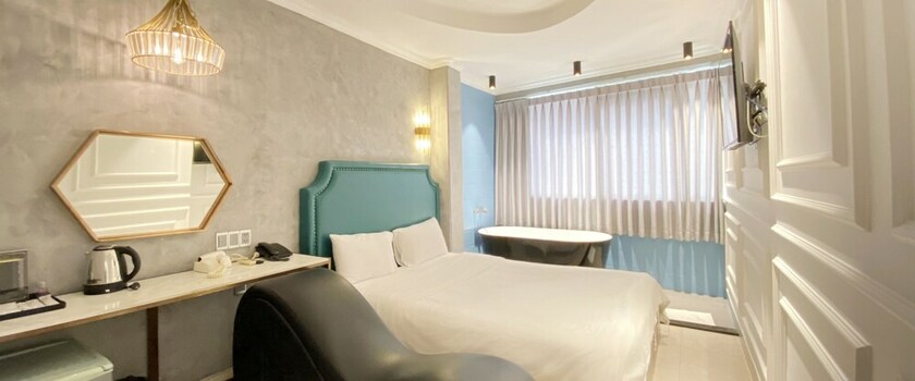 Imagen de la habitación del Hotel A IN DEL LUNA. Foto 19